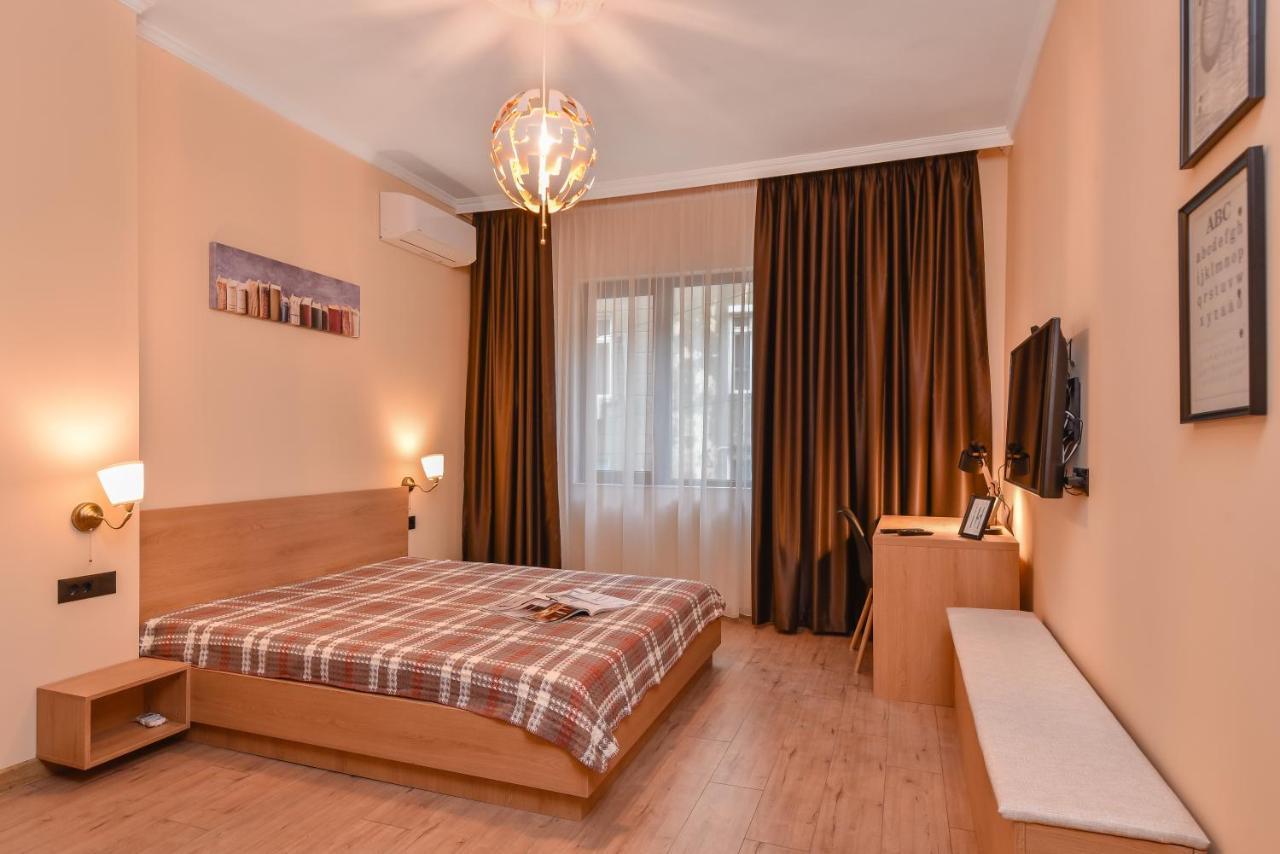 Sofia Dream Apartment - The Library - 3-Bdr, 2-Bthr By Flat Mаnager Εξωτερικό φωτογραφία