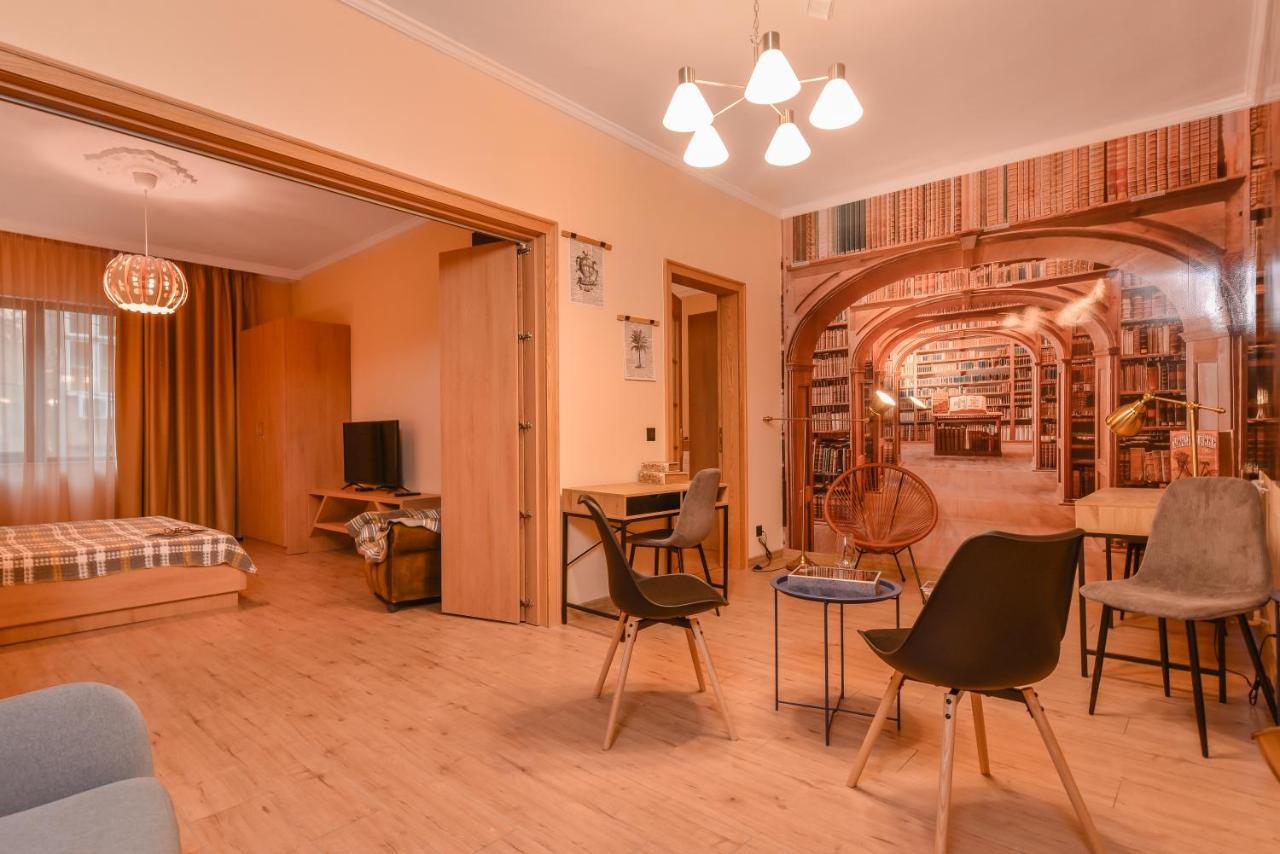 Sofia Dream Apartment - The Library - 3-Bdr, 2-Bthr By Flat Mаnager Εξωτερικό φωτογραφία