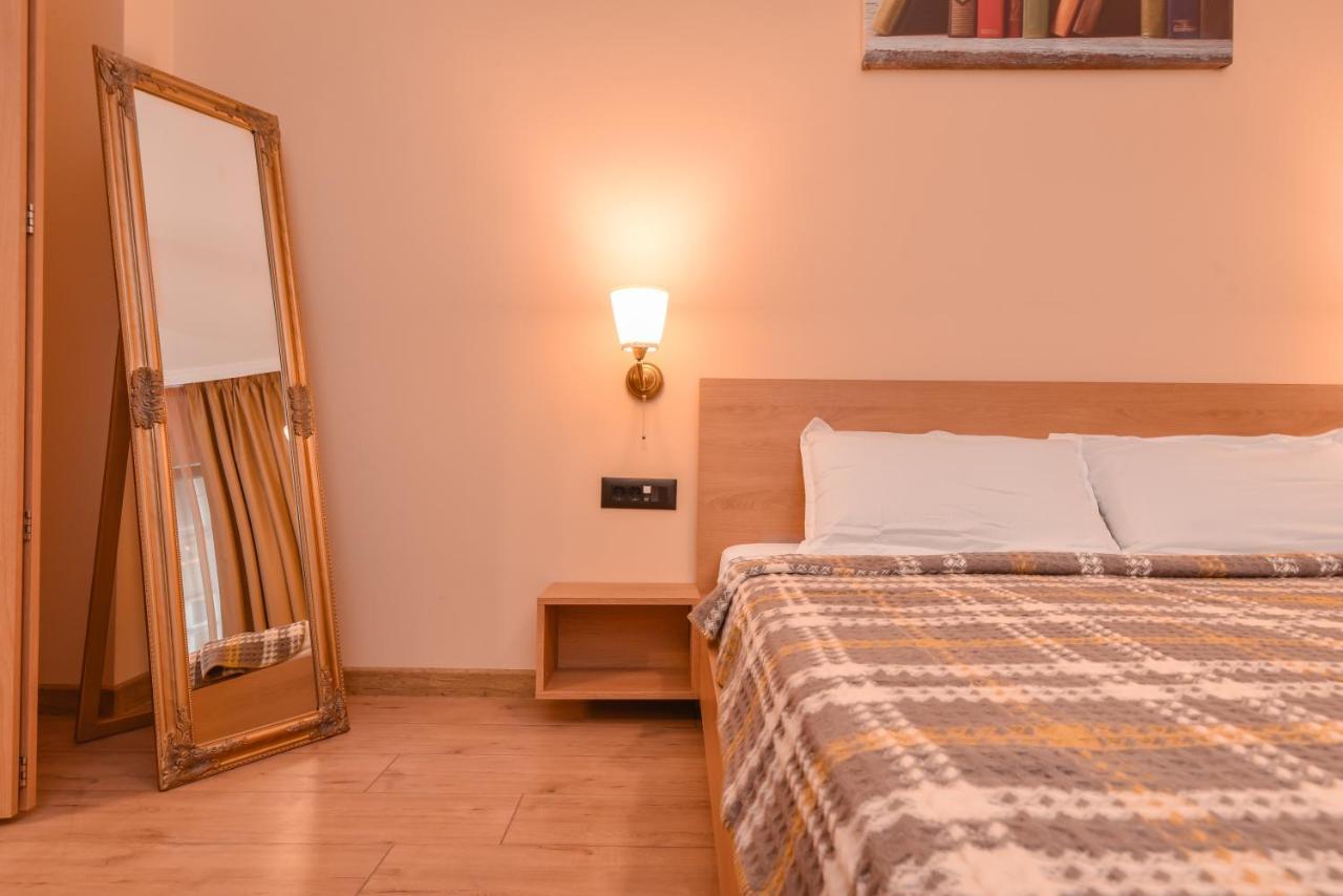 Sofia Dream Apartment - The Library - 3-Bdr, 2-Bthr By Flat Mаnager Εξωτερικό φωτογραφία